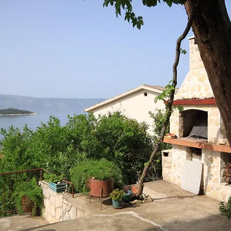 With A Parking Space Jelsa, Hvar - 5728 ילסה