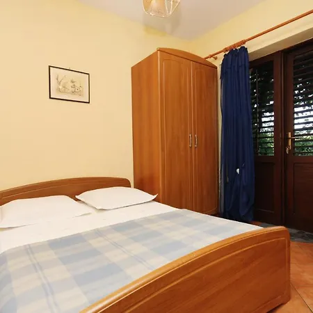 דירה With A Parking Space Jelsa, Hvar - 5728 *