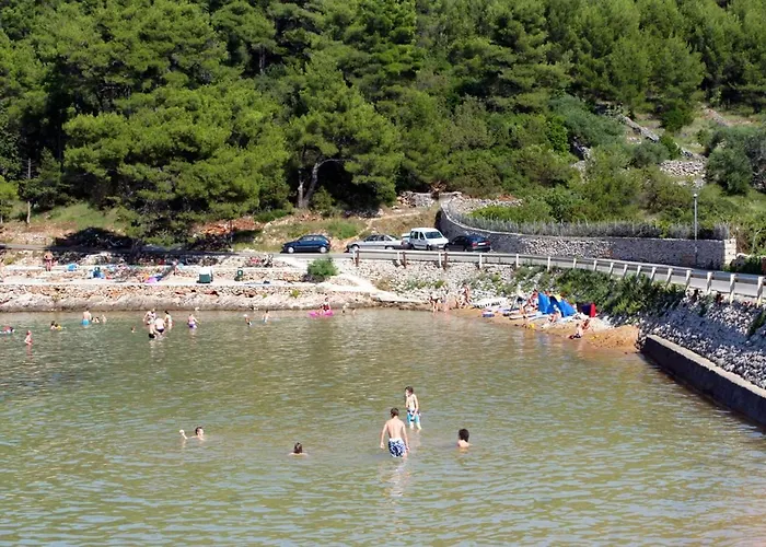 Apartman With A Parking Space Jelsa, Hvar - 5728 Jelsa (Hvar)