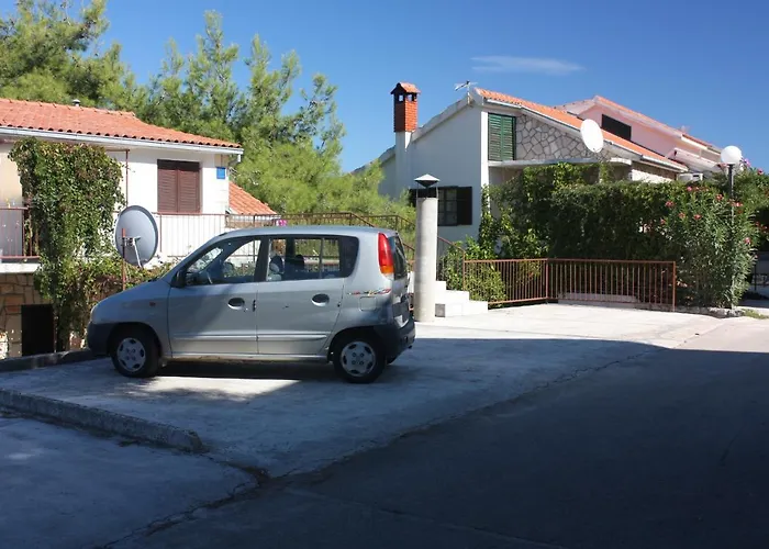 With A Parking Space Jelsa, Hvar - 5728 Apartman Jelsa (Hvar)