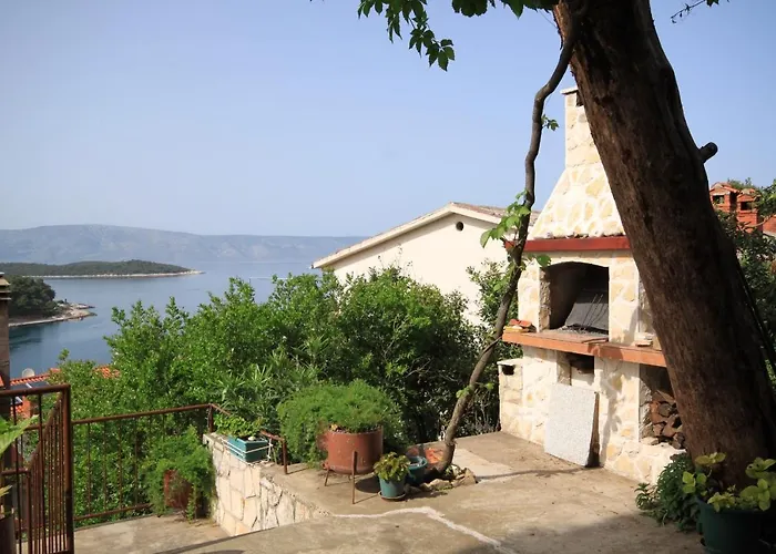 With A Parking Space Jelsa, Hvar - 5728 Jelsa (Hvar)