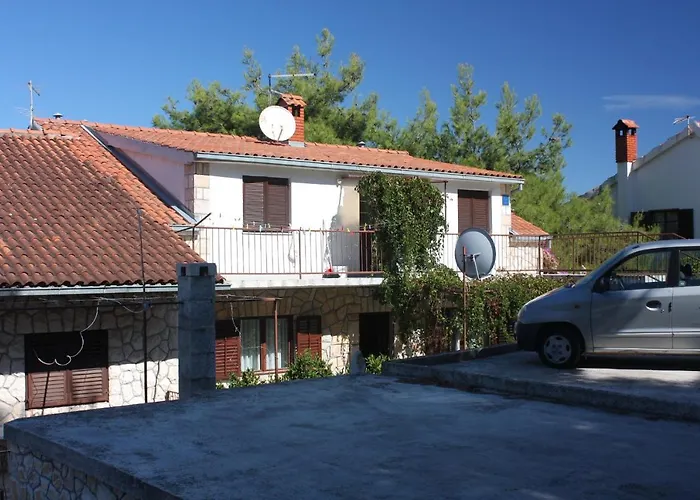 With A Parking Space Jelsa, Hvar - 5728 Apartman