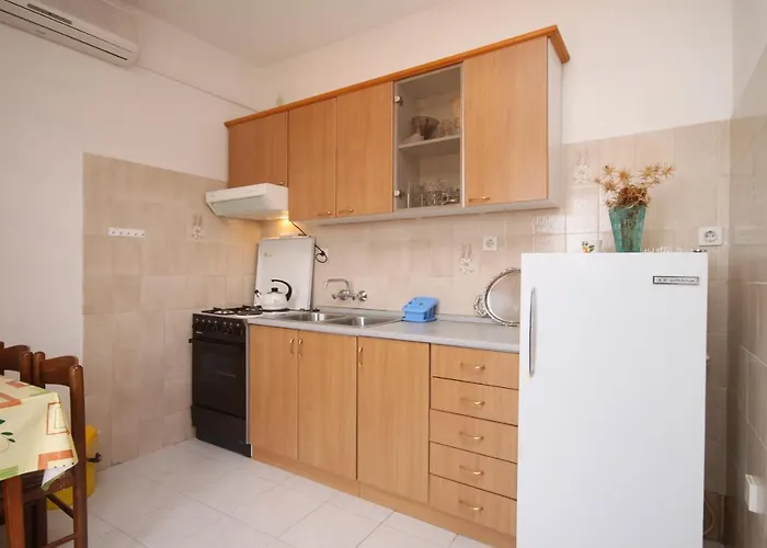 With A Parking Space Jelsa, Hvar - 5728 Apartman Jelsa (Hvar)