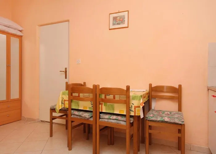 With A Parking Space Jelsa, Hvar - 5728 Apartman